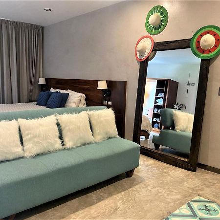 Family Suites - Rooftop Pool - Bbq Area 툴룸 외부 사진
